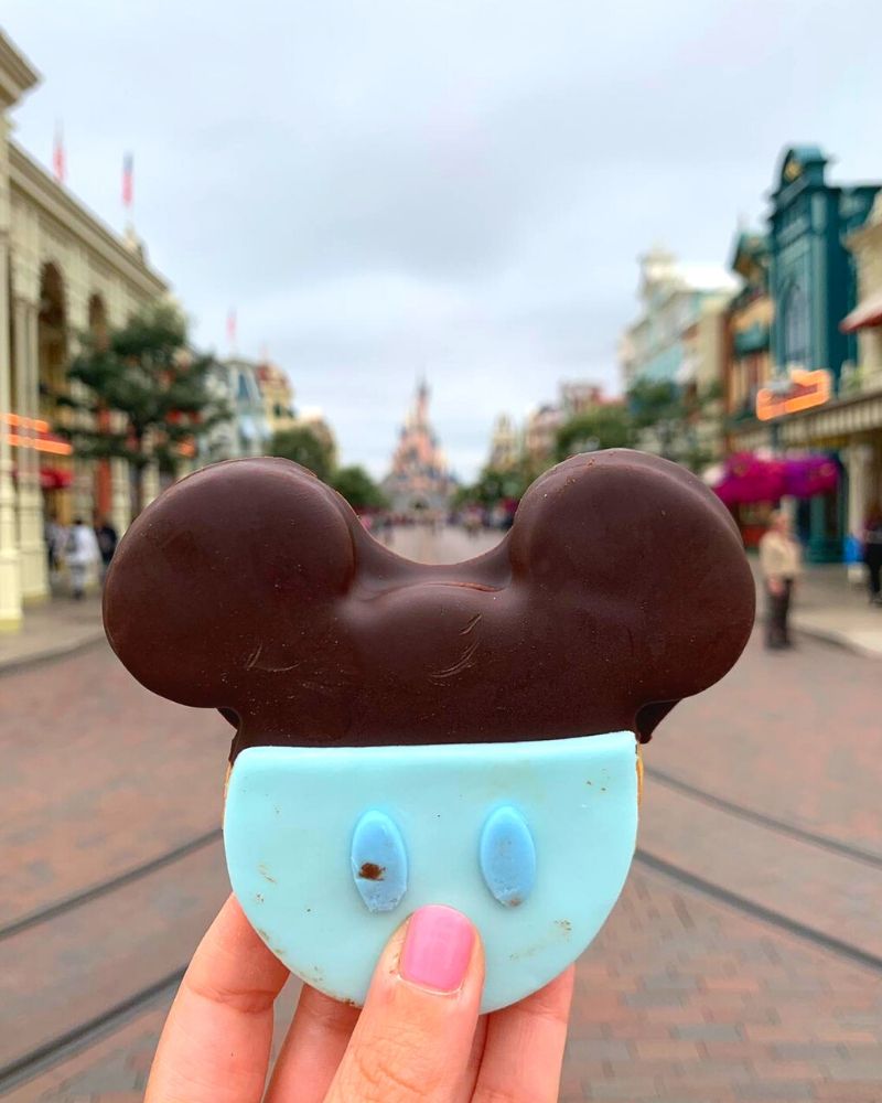 mickey biscuit