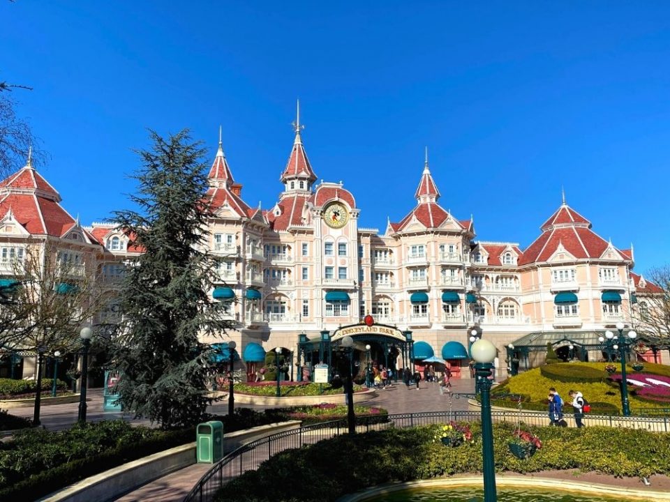 Soggiornare Disneyland Hotel