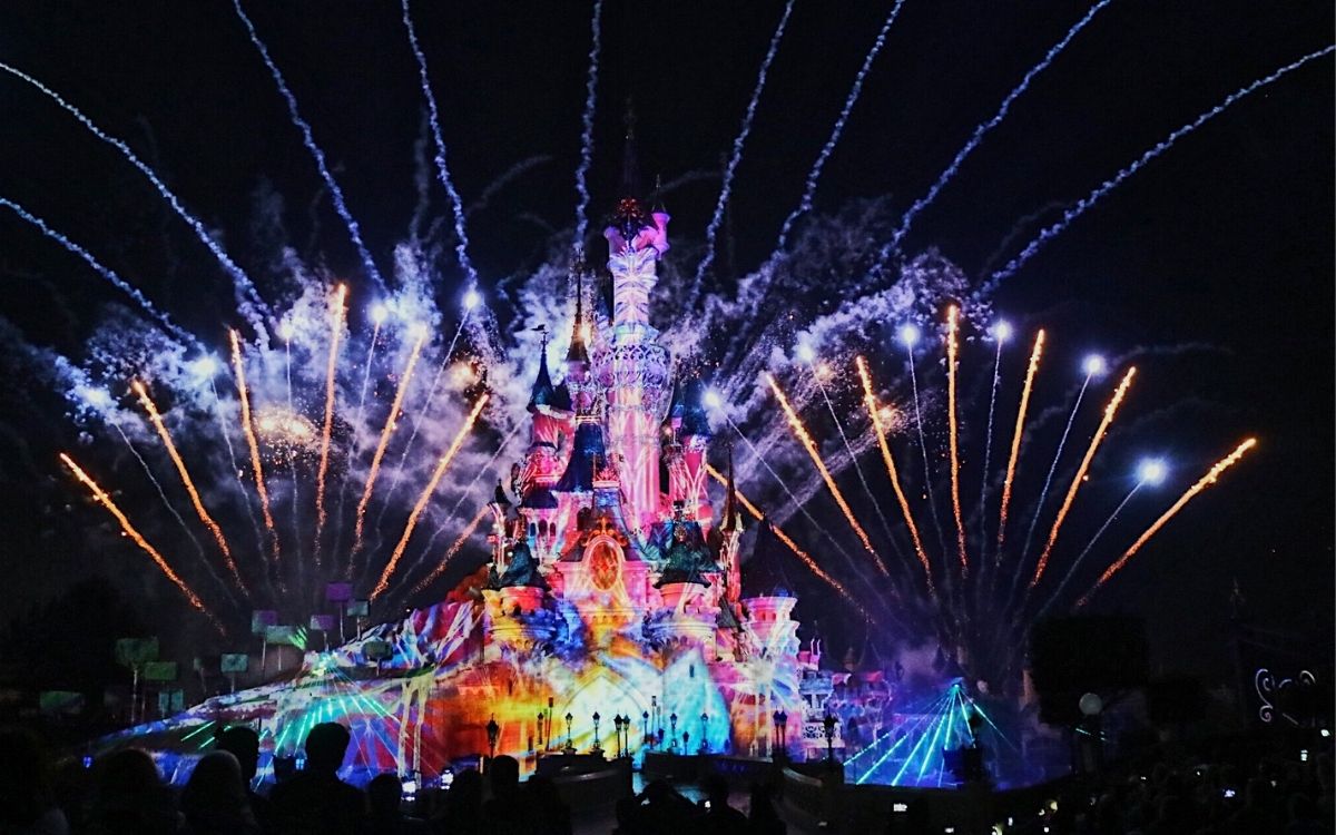 Disney Illuminations Disneyland Paris