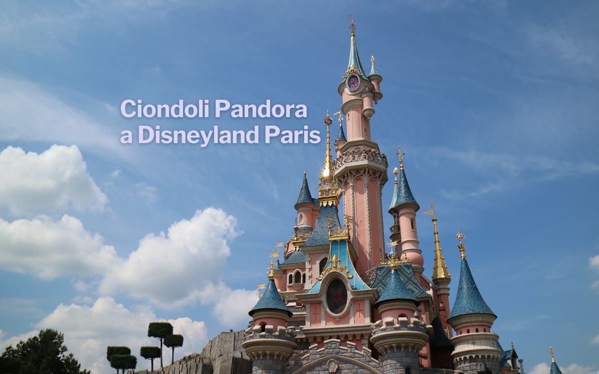 charm pandora a Disneyland Paris